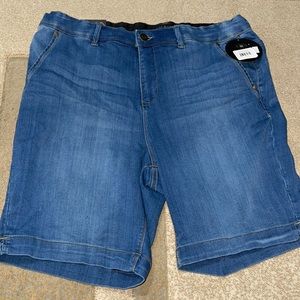 NWT one 5 one denim shorts